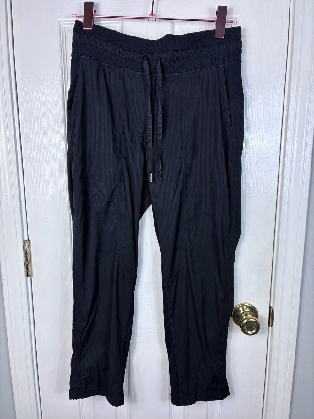 Lululemon Dance Studio Mid-Rise Crop 25" Black Size 6